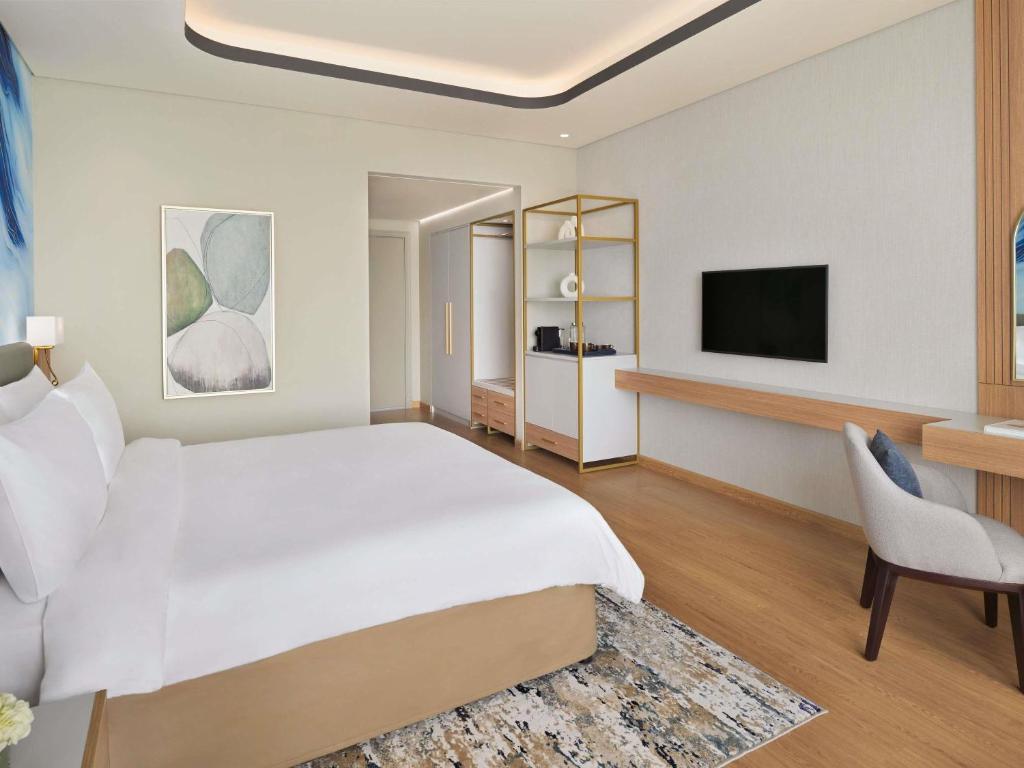 Movenpick Grand Al Bustan