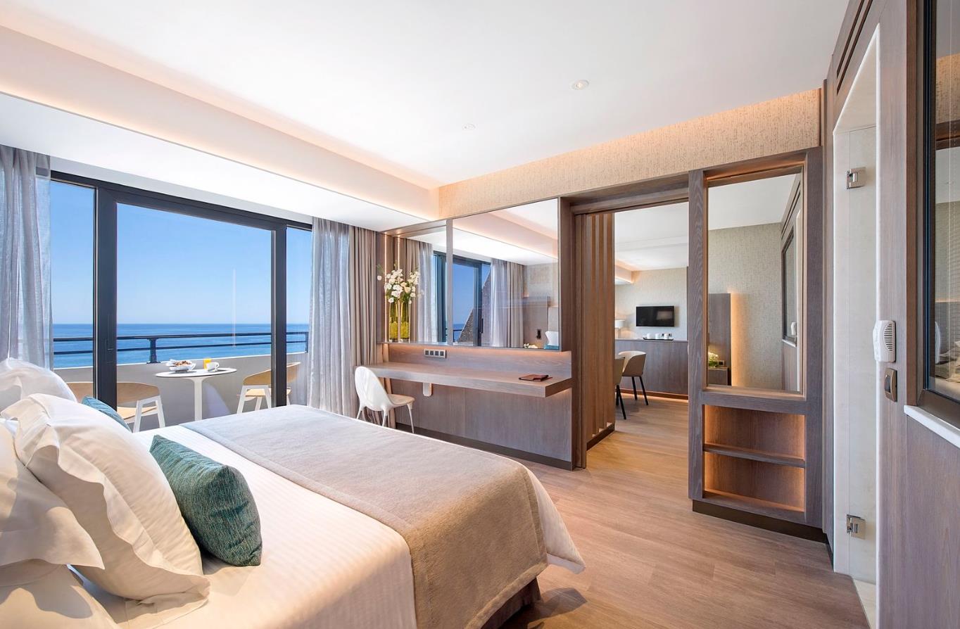 Amathus Beach Hotel Limassol gallery 11