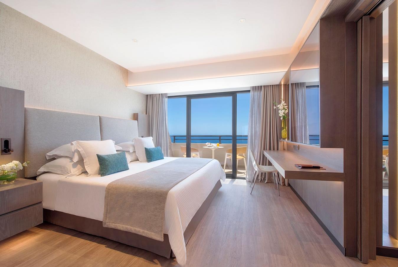 Amathus Beach Hotel Limassol gallery 13