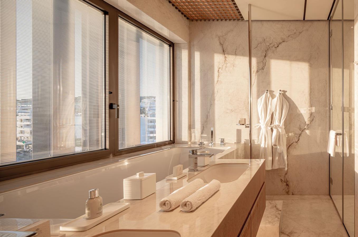 Amathus Beach Hotel Limassol gallery 19