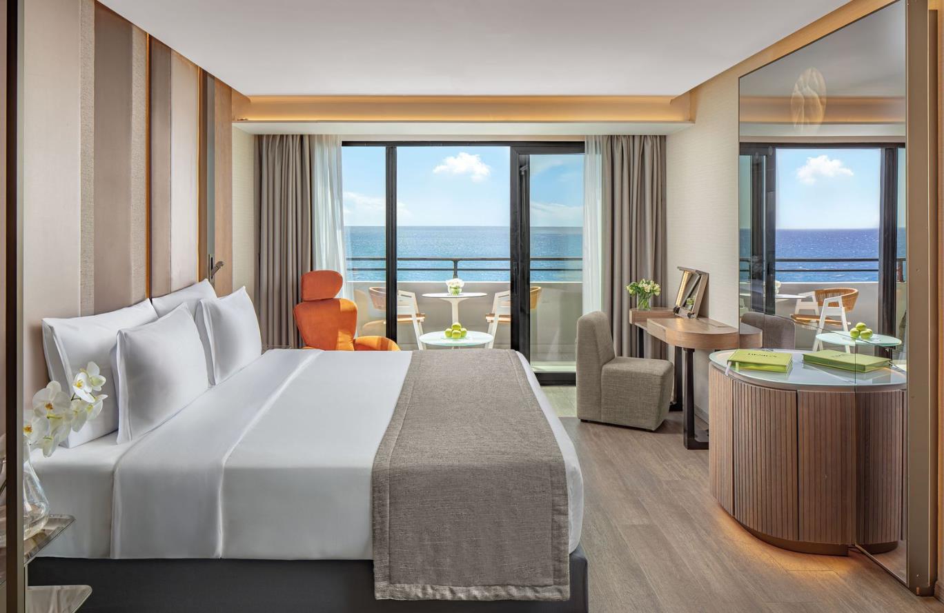 Amathus Beach Hotel Limassol gallery 23
