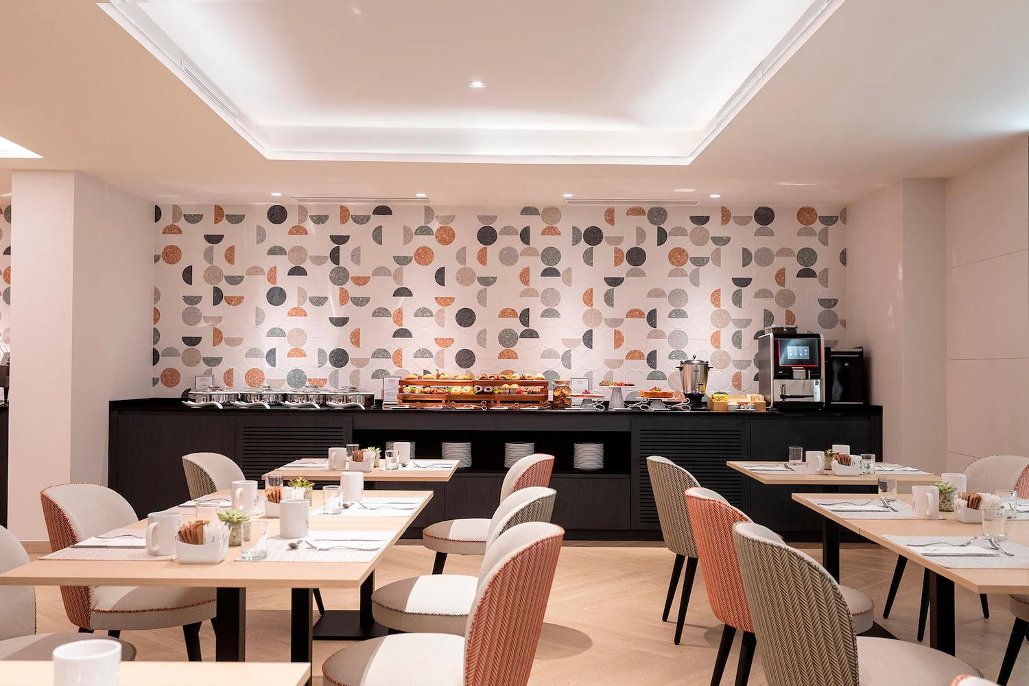 Eurostars Cristal Palace
