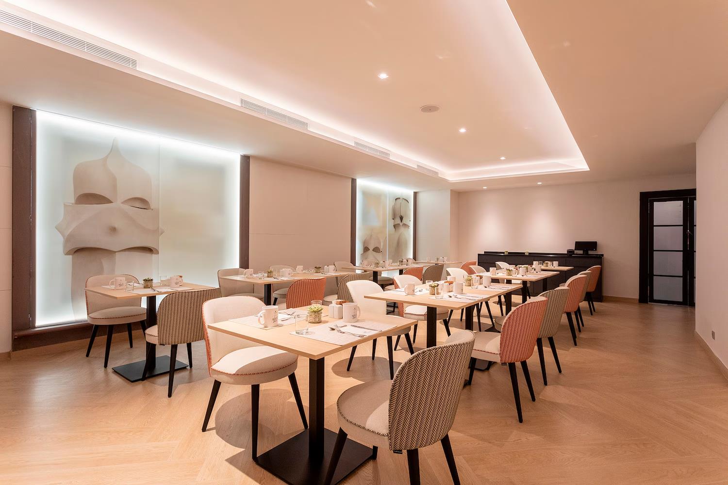 Eurostars Cristal Palace