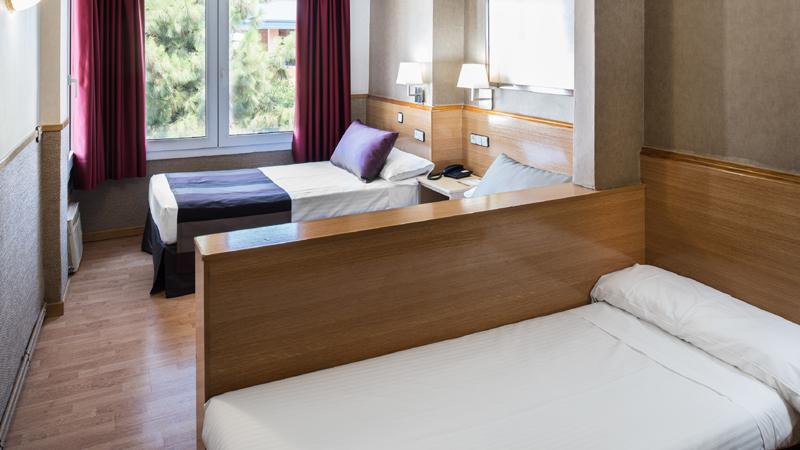 Catalonia Park Guell Hotel