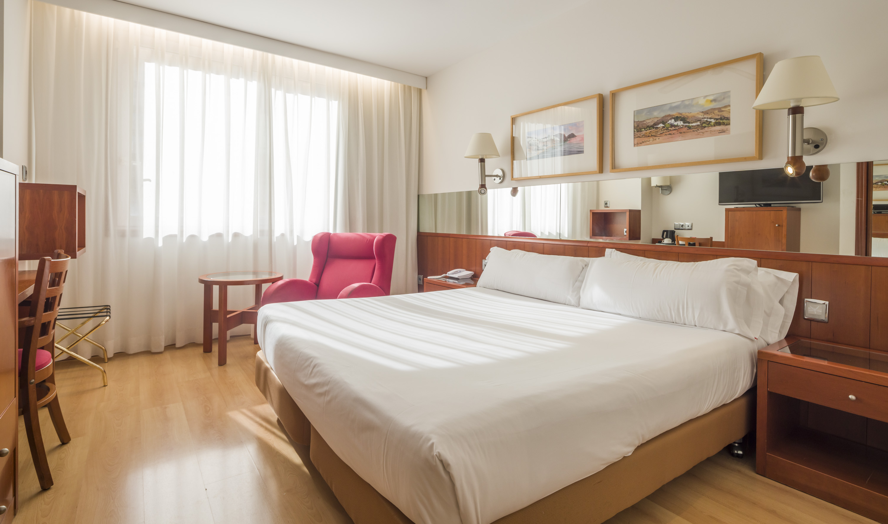 ILUNION Les Corts Spa