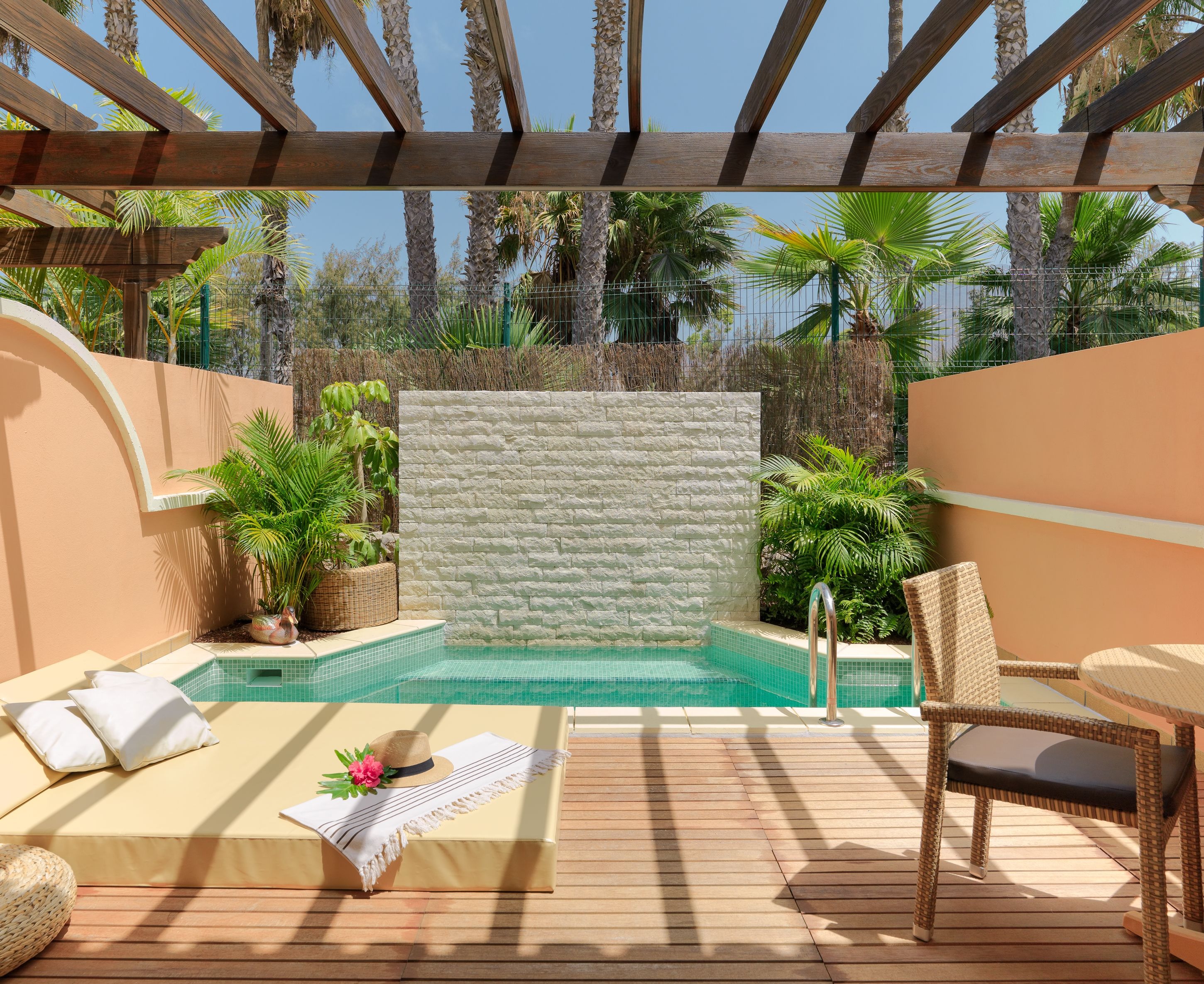 Green Garden Resort And Suites