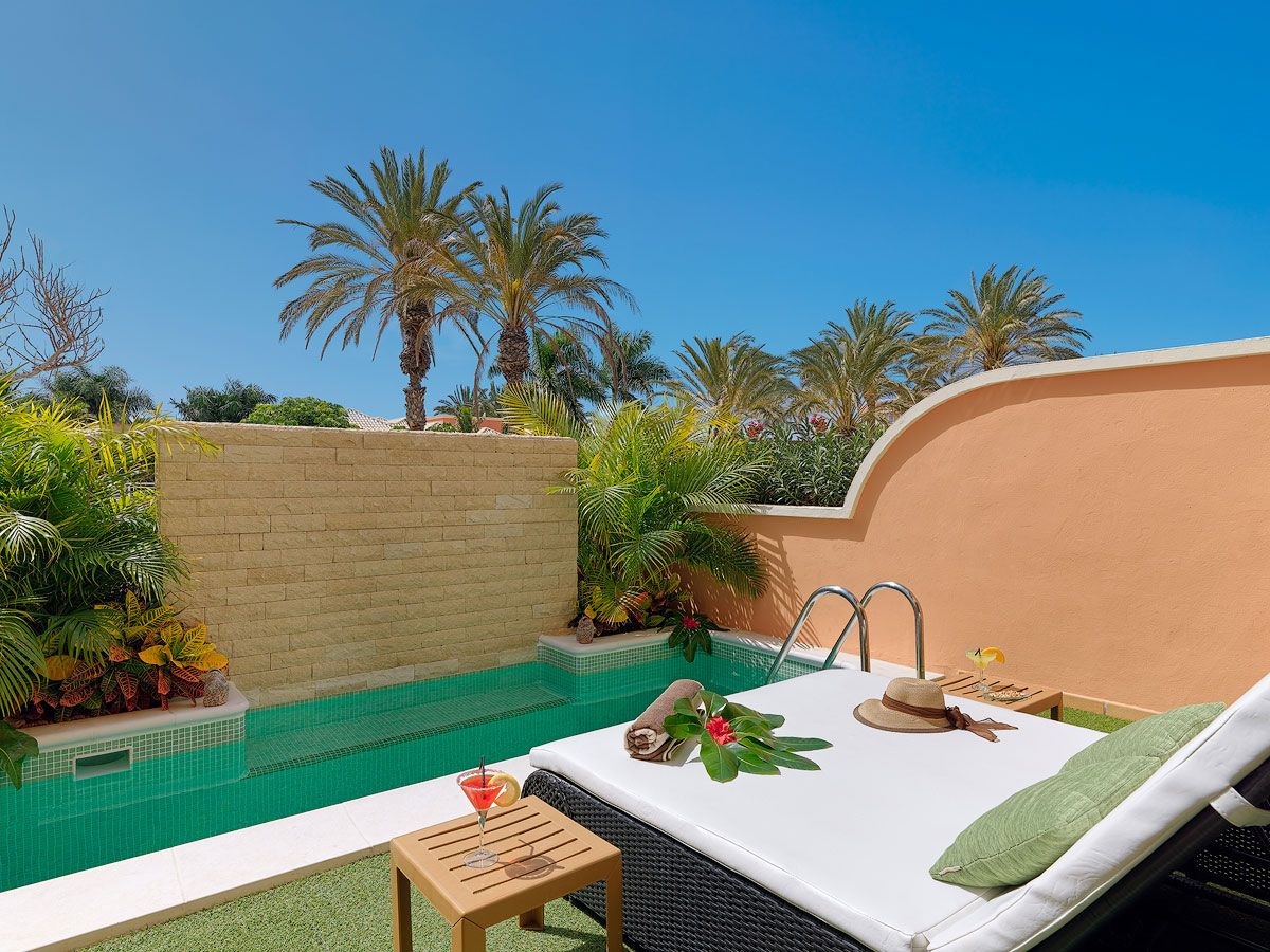 Green Garden Resort And Suites