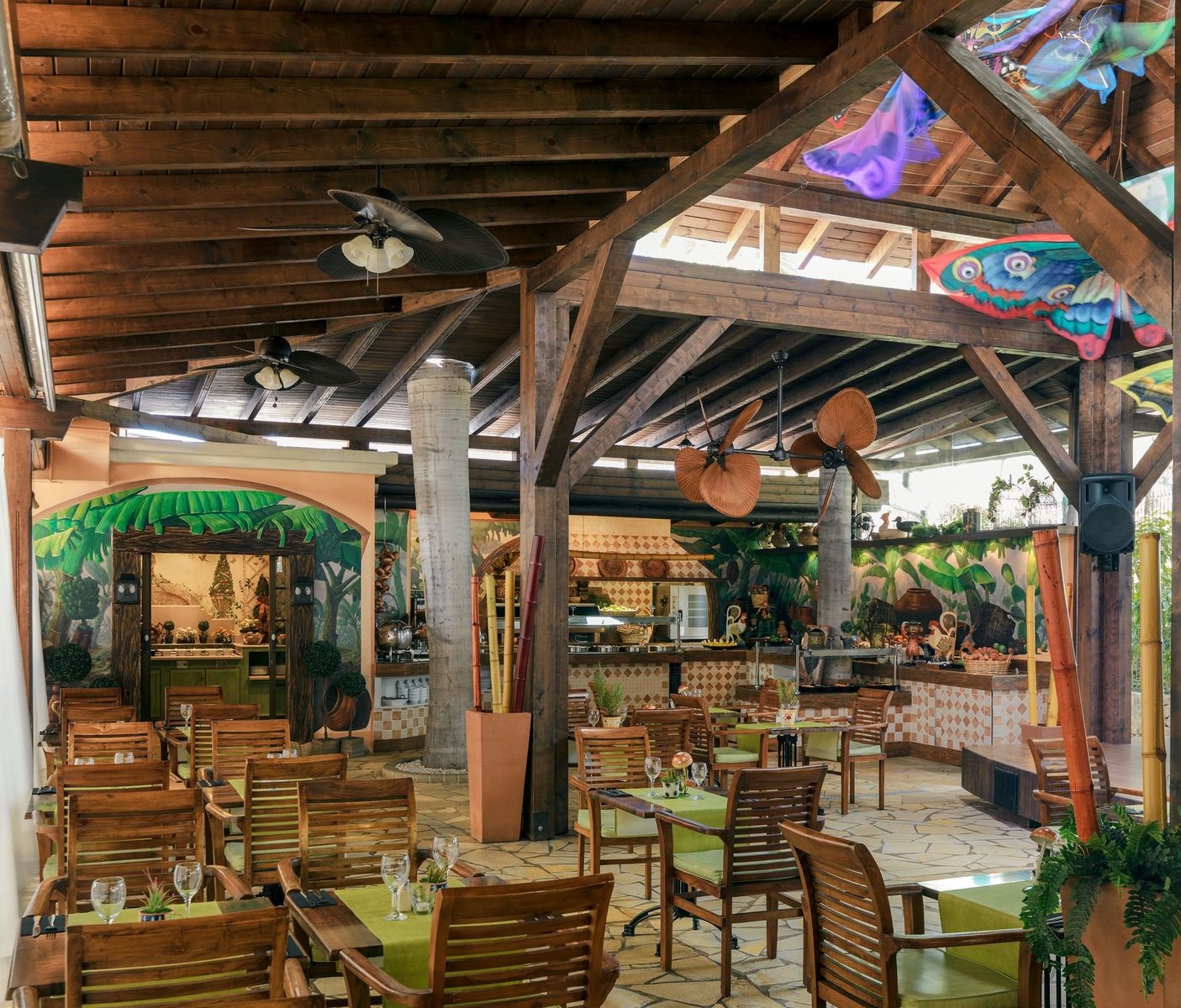 Green Garden Resort And Suites