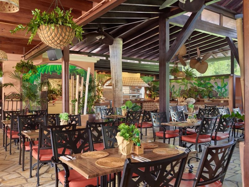 Green Garden Resort And Suites