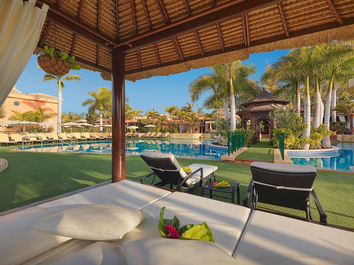 Green Garden Resort And Suites