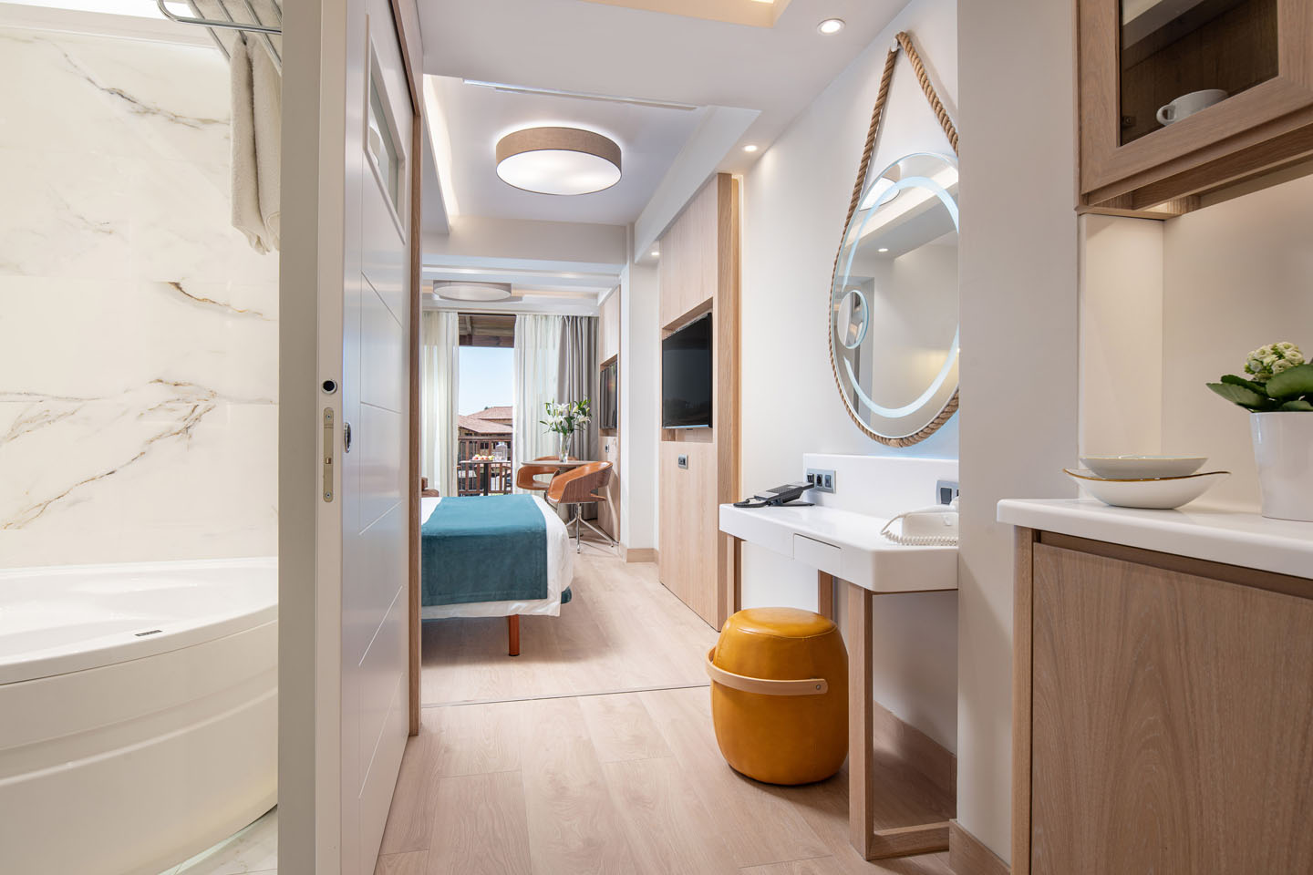 Anthemus Sea Beach Hotel And Spa