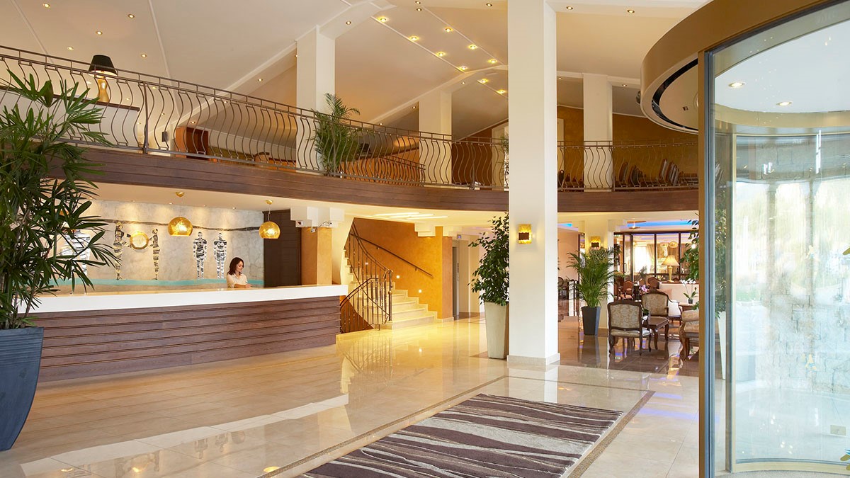 Anthemus Sea Beach Hotel And Spa