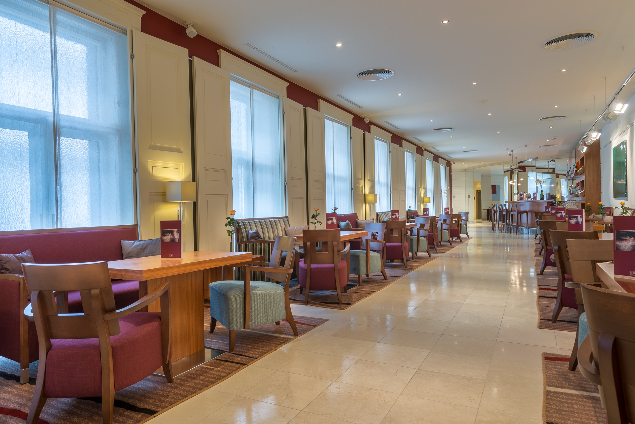 K + K  Hotel Opera