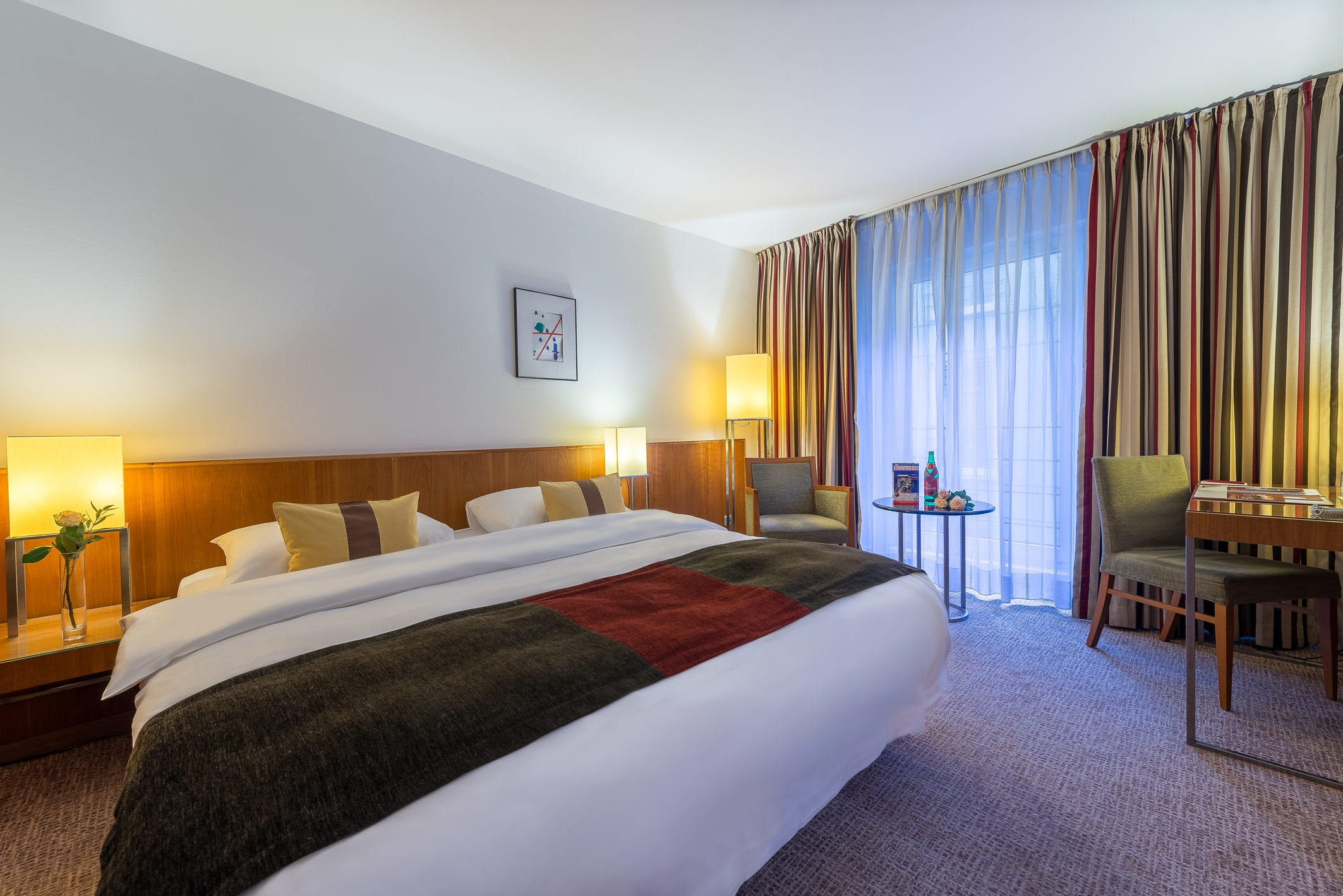 K + K  Hotel Opera