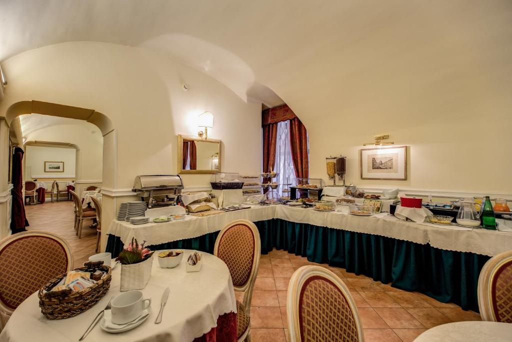 Antico Palazzo Rospigliosi Hotel