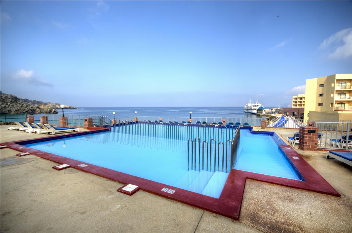 PARADISE BAY RESORT