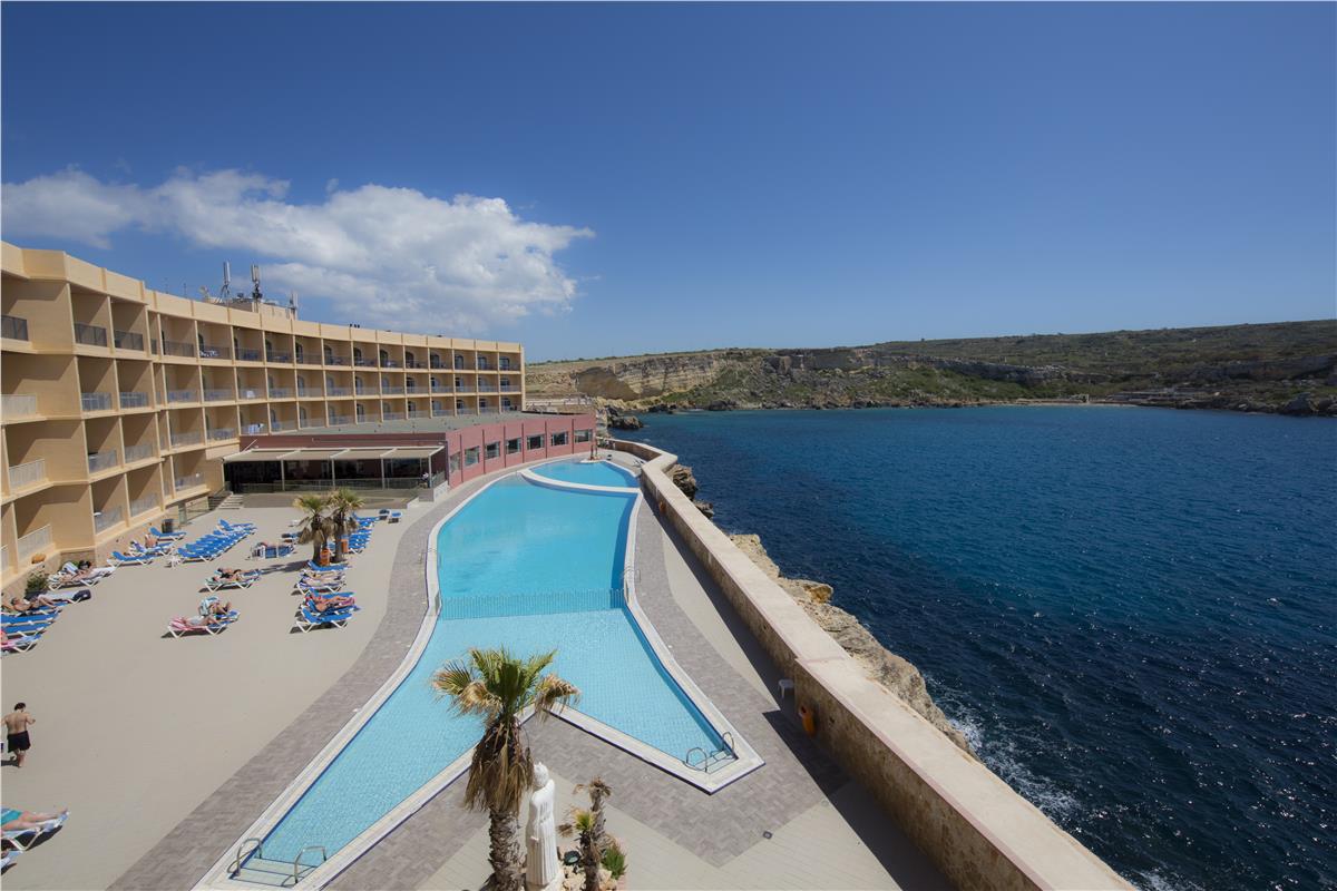 PARADISE BAY RESORT