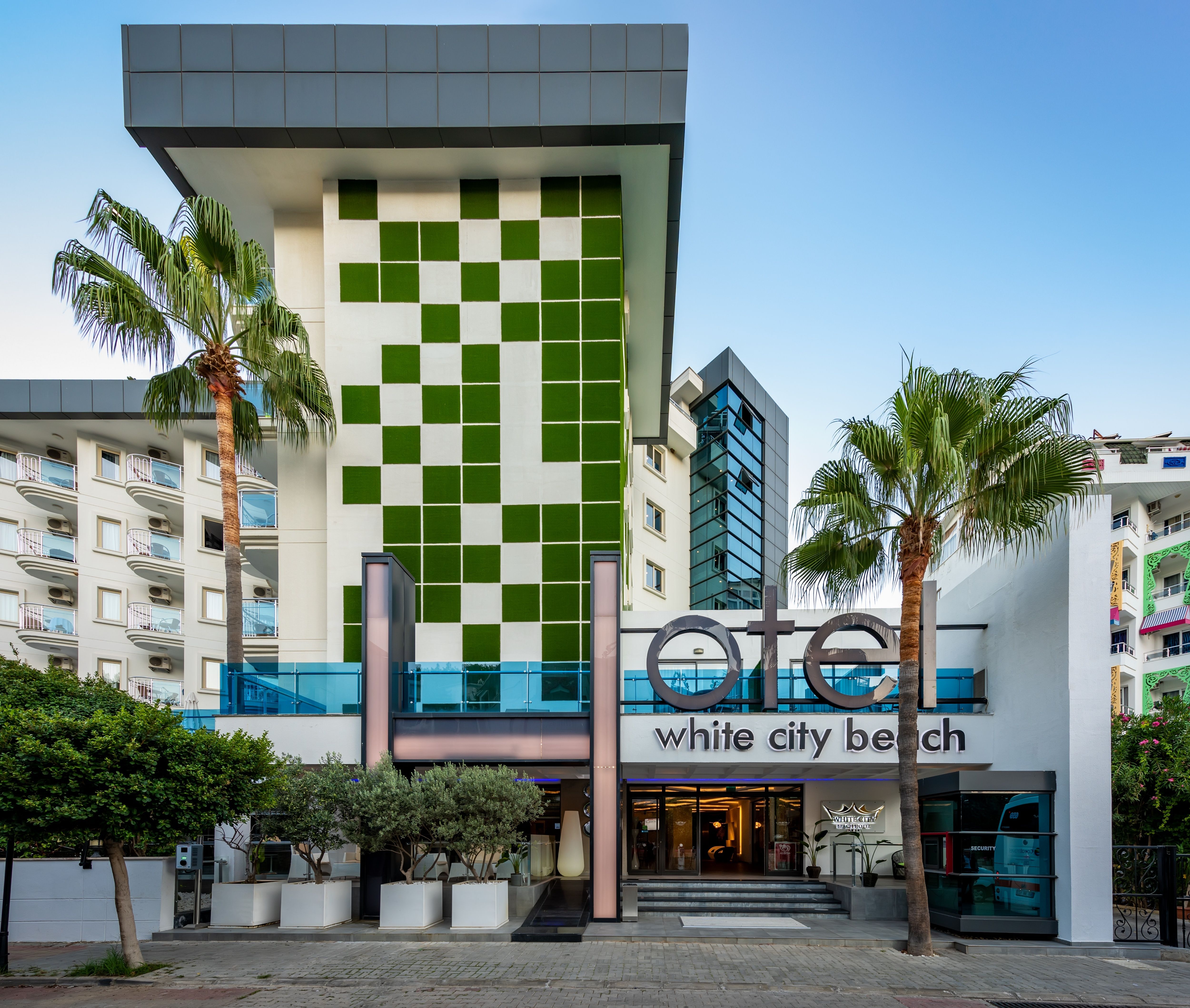 White City Beach Hotel