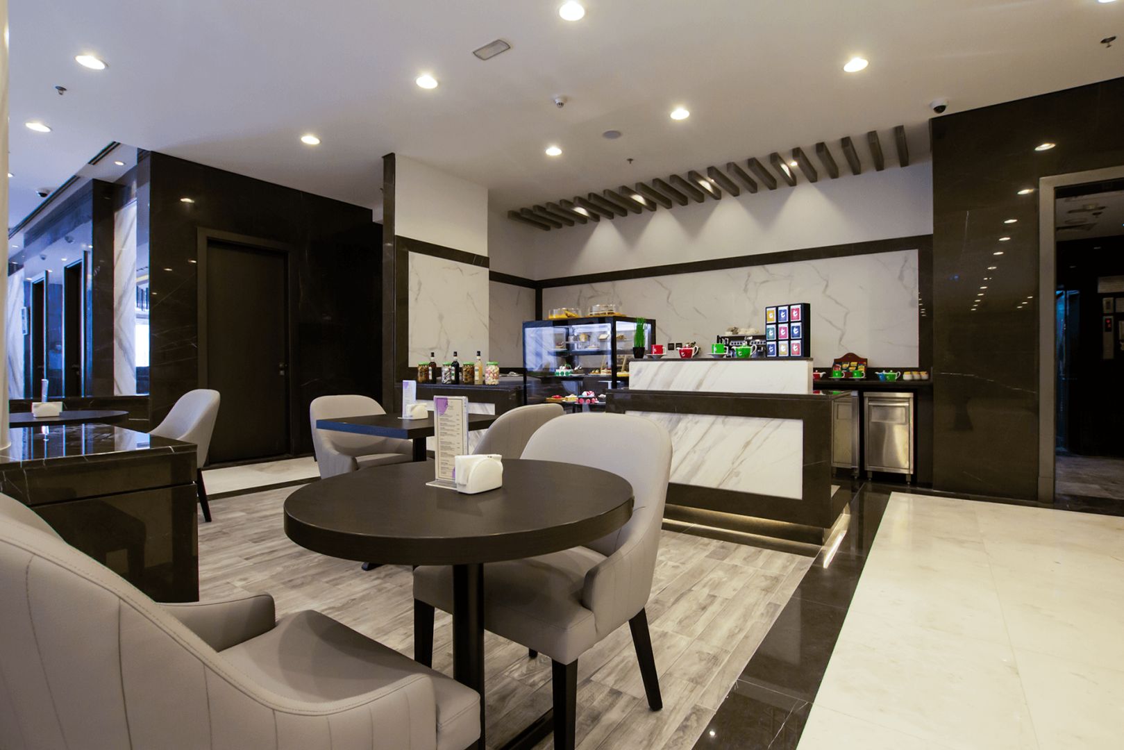Time Onyx Hotel Apartment