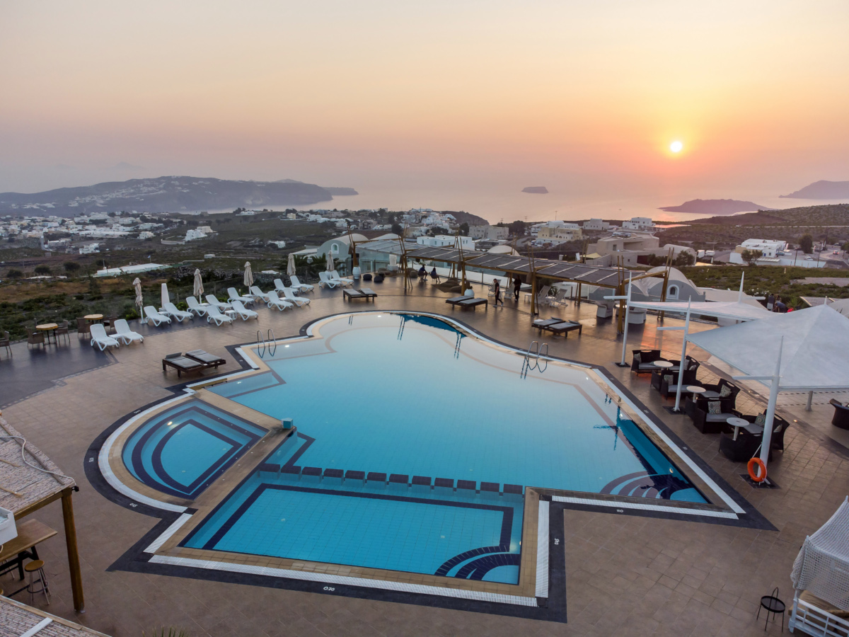 Smy Santorini Suites Villas