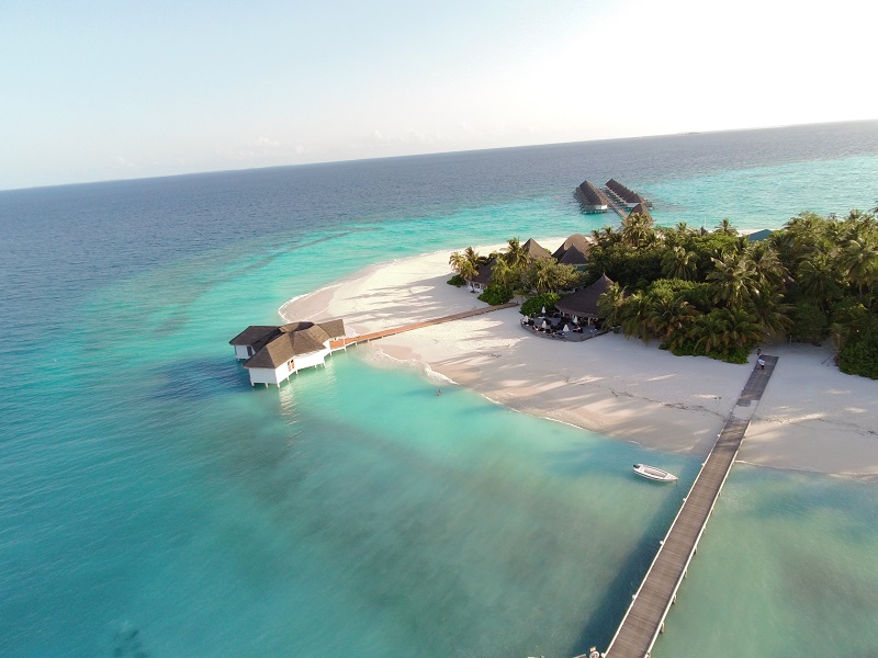Angaga Island Resort & Spa