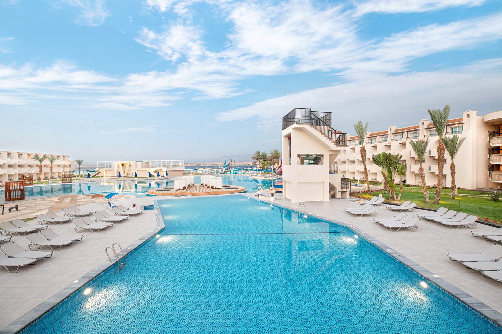 THE V Luxury Resort Sahl Hasheesh