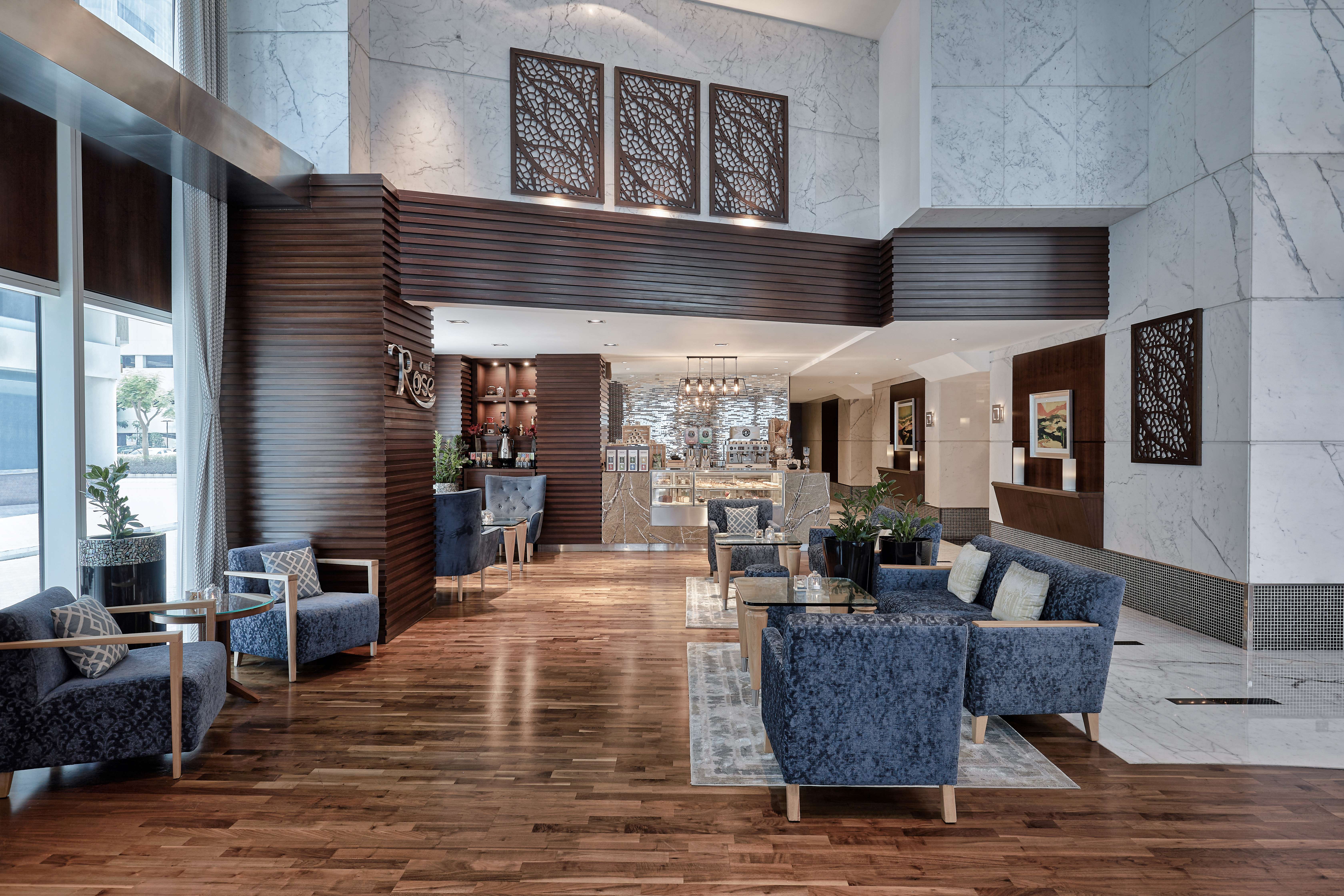 Rose Rayhaan by Rotana Hotel