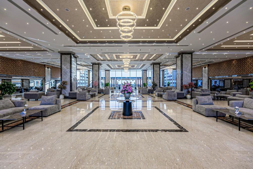 Rewaya Majestic Resort