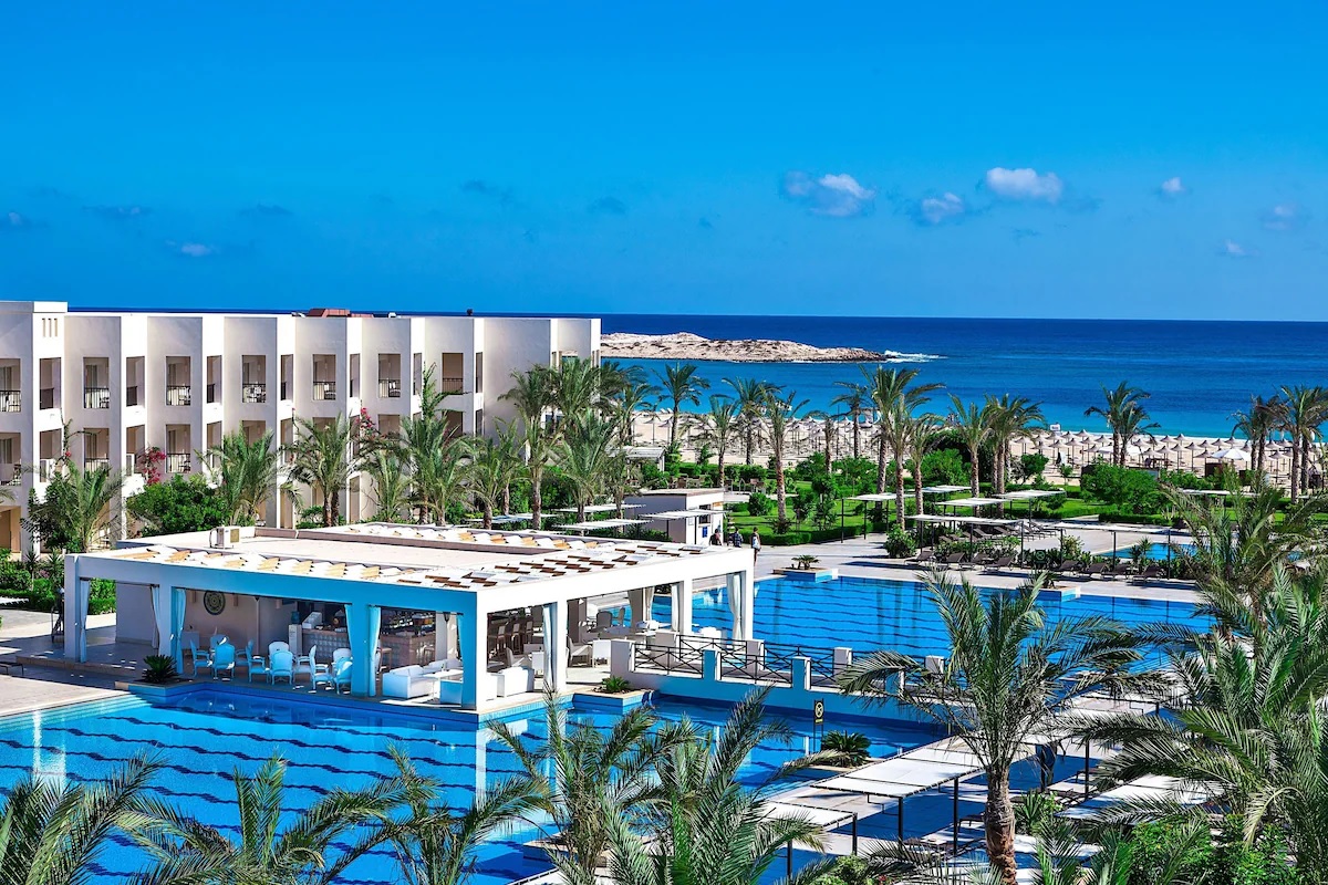 JAZ Elite Crystal, Almaza Bay