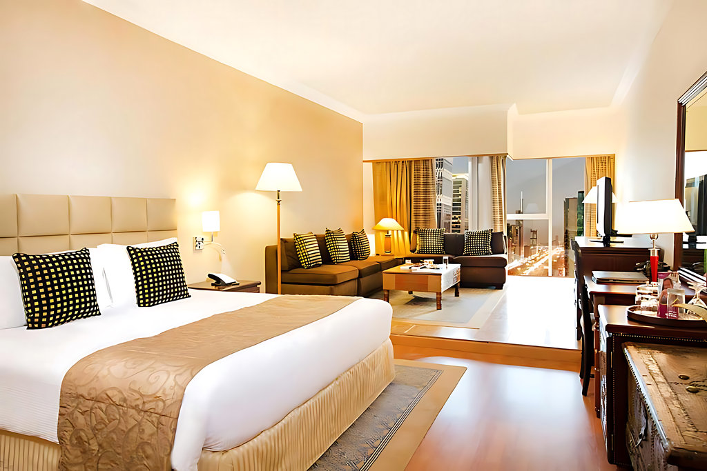 Millennium Plaza Downtown Suites