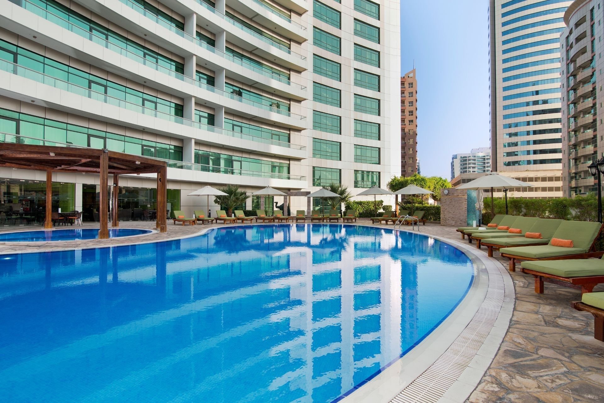 Time Oak Hotel And Suites