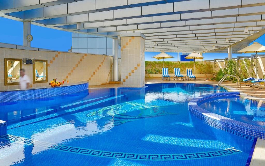 City Seasons Hotel