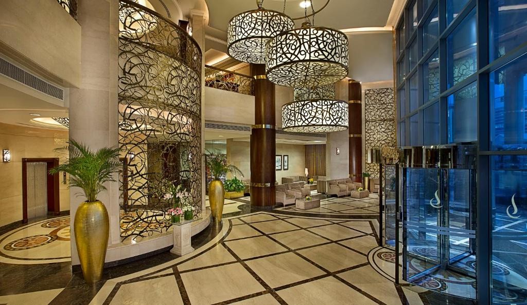 City Seasons Hotel