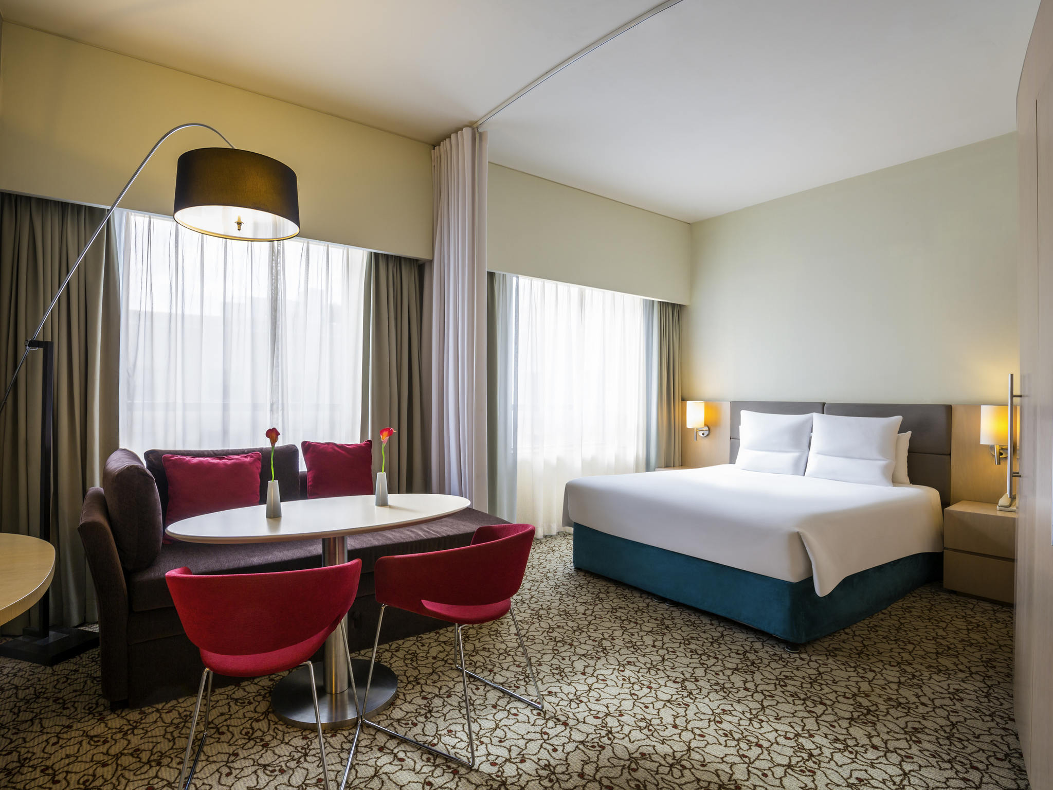 Novotel Suites Mall Avenue Dubai Hotel