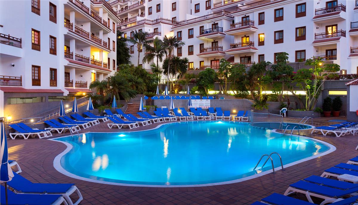 . Apartamentos Casablanca