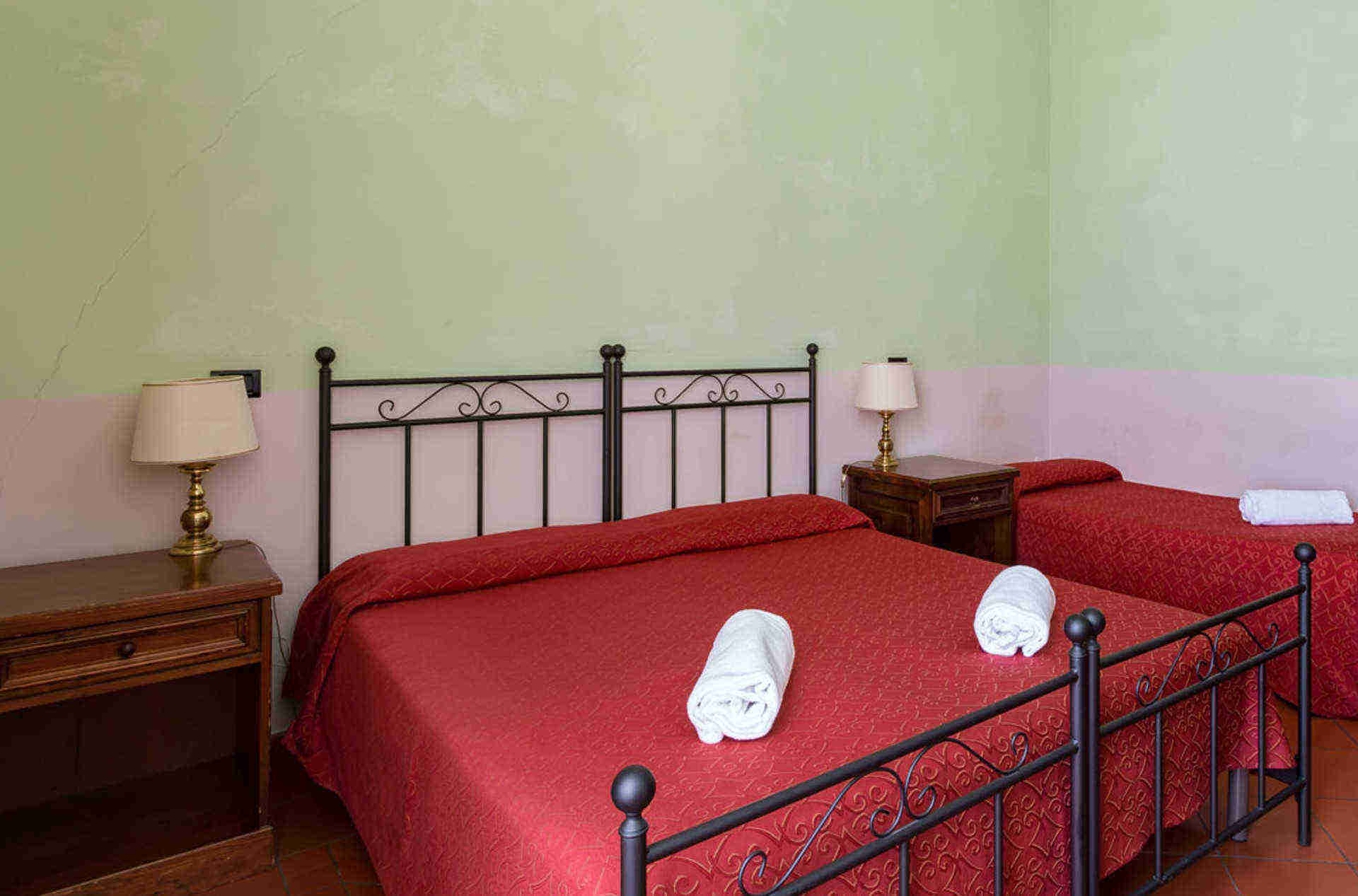 Domus Sessoriana Hotel