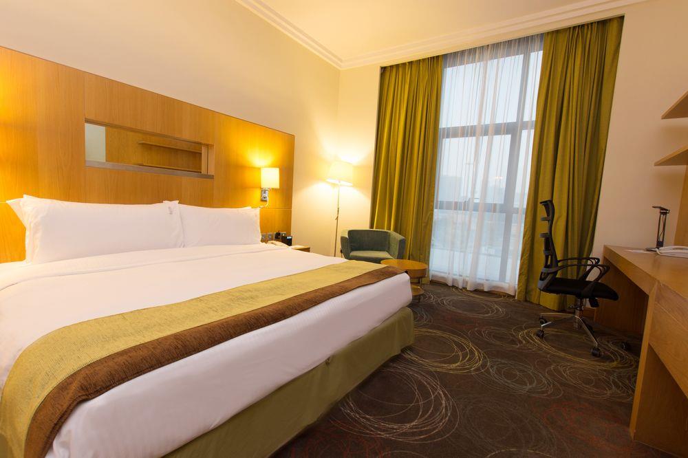 Holiday Inn Abu Dhabi
