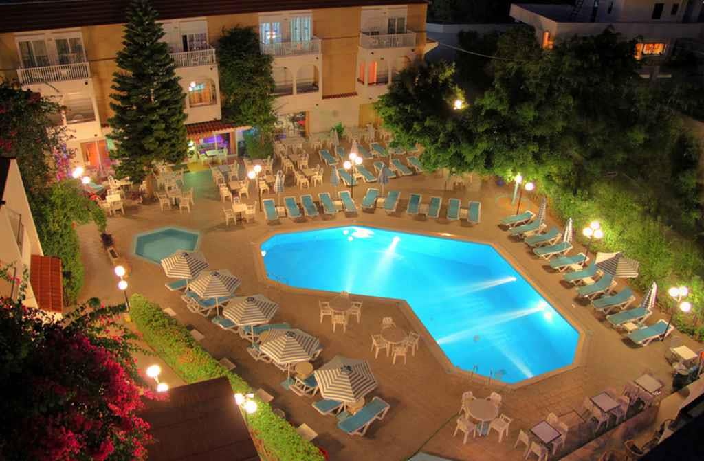 Kassandra Apartments