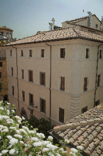 Navona Palace Luxury Inn