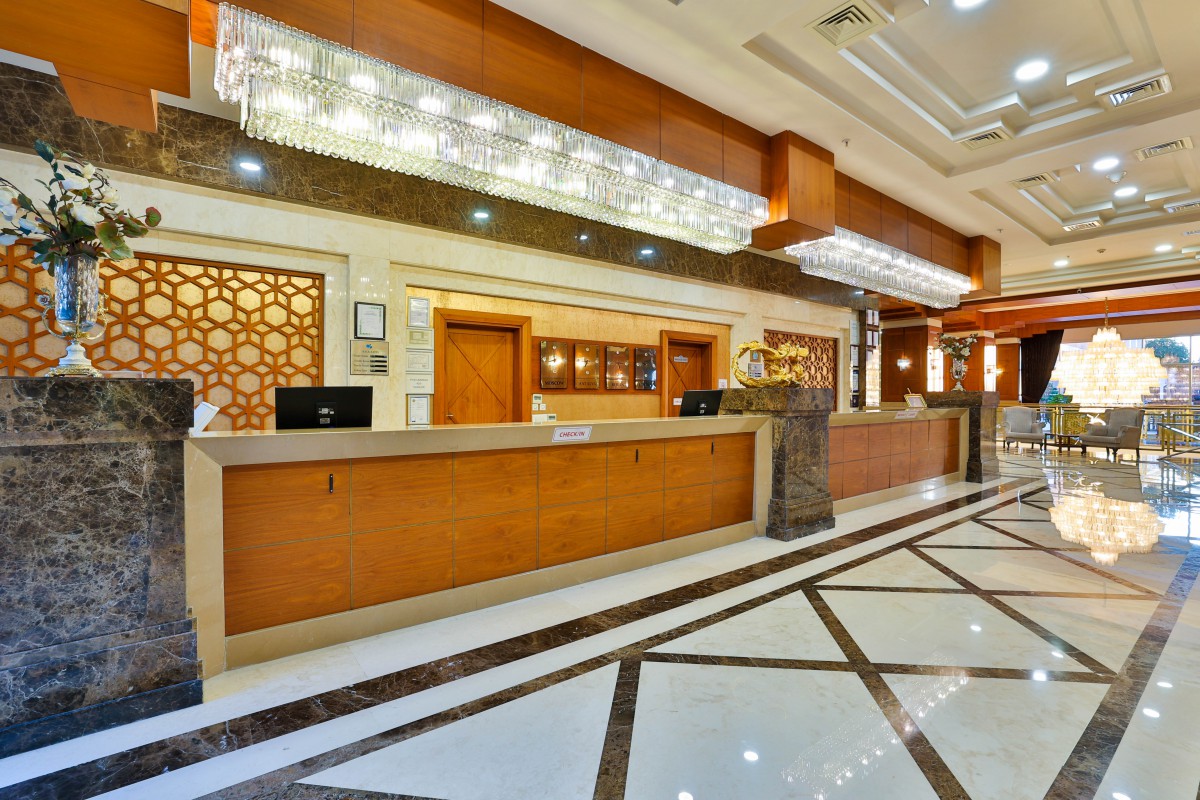 Crystal De Luxe Resort And Spa