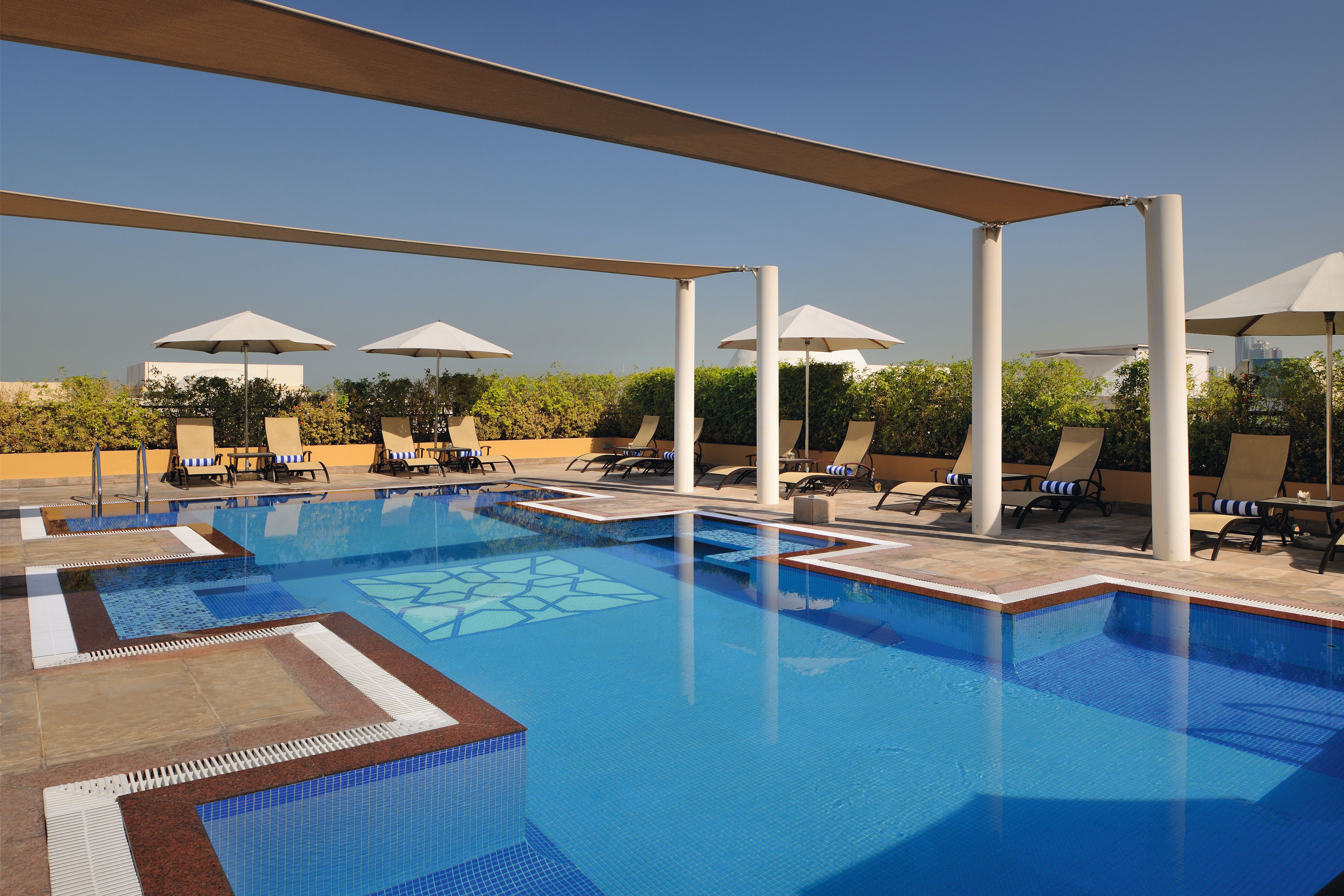 Movenpick Hotel Apartments Al Mamzar