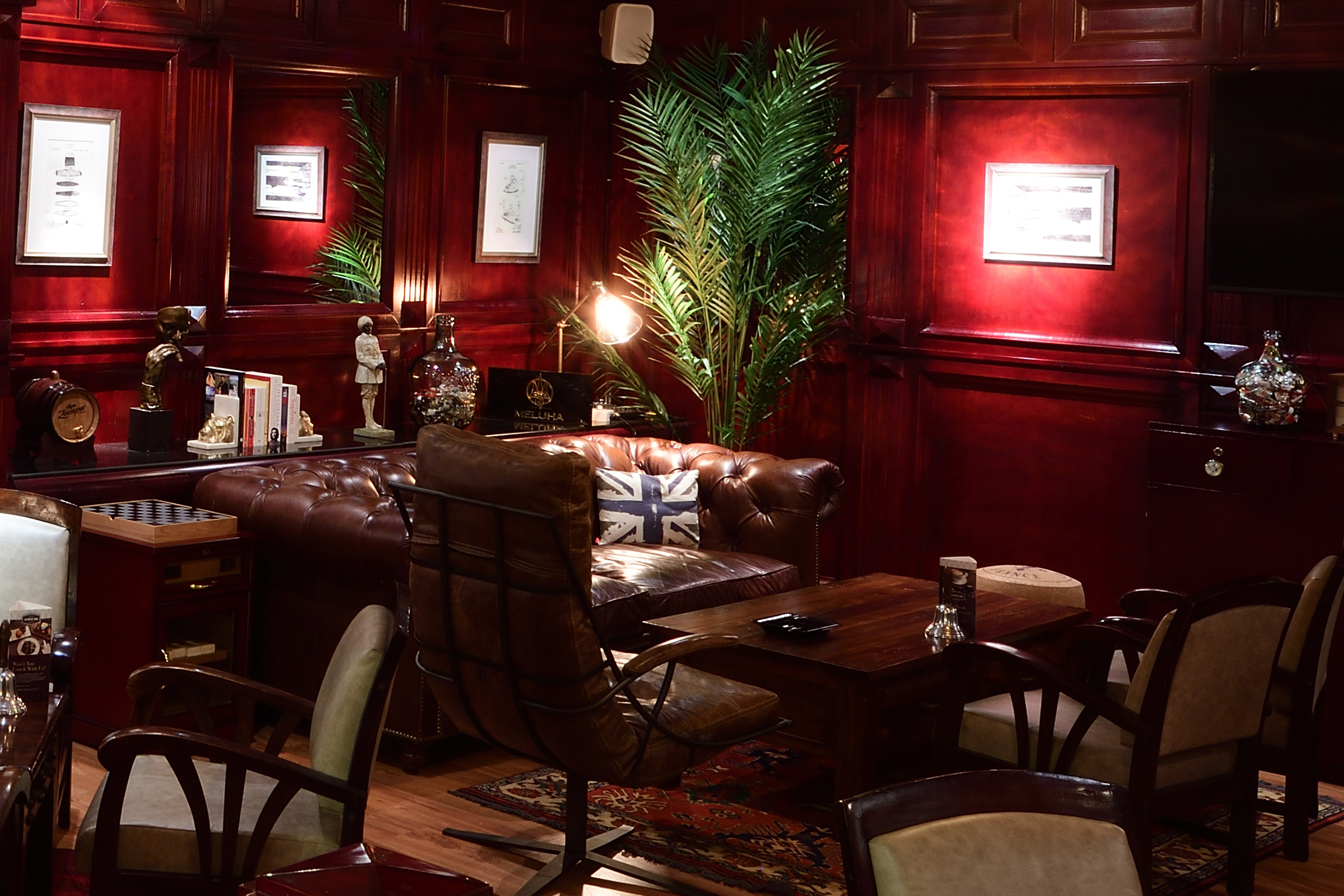 Majestic City Retreat Hotel