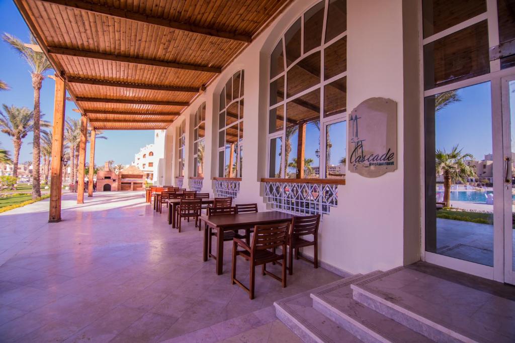 Royal Lagoons Resort & Aqua Park — Hurghada, Red Sea
