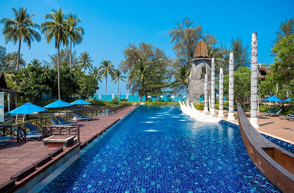 . Graceland Khaolak Beach Resort