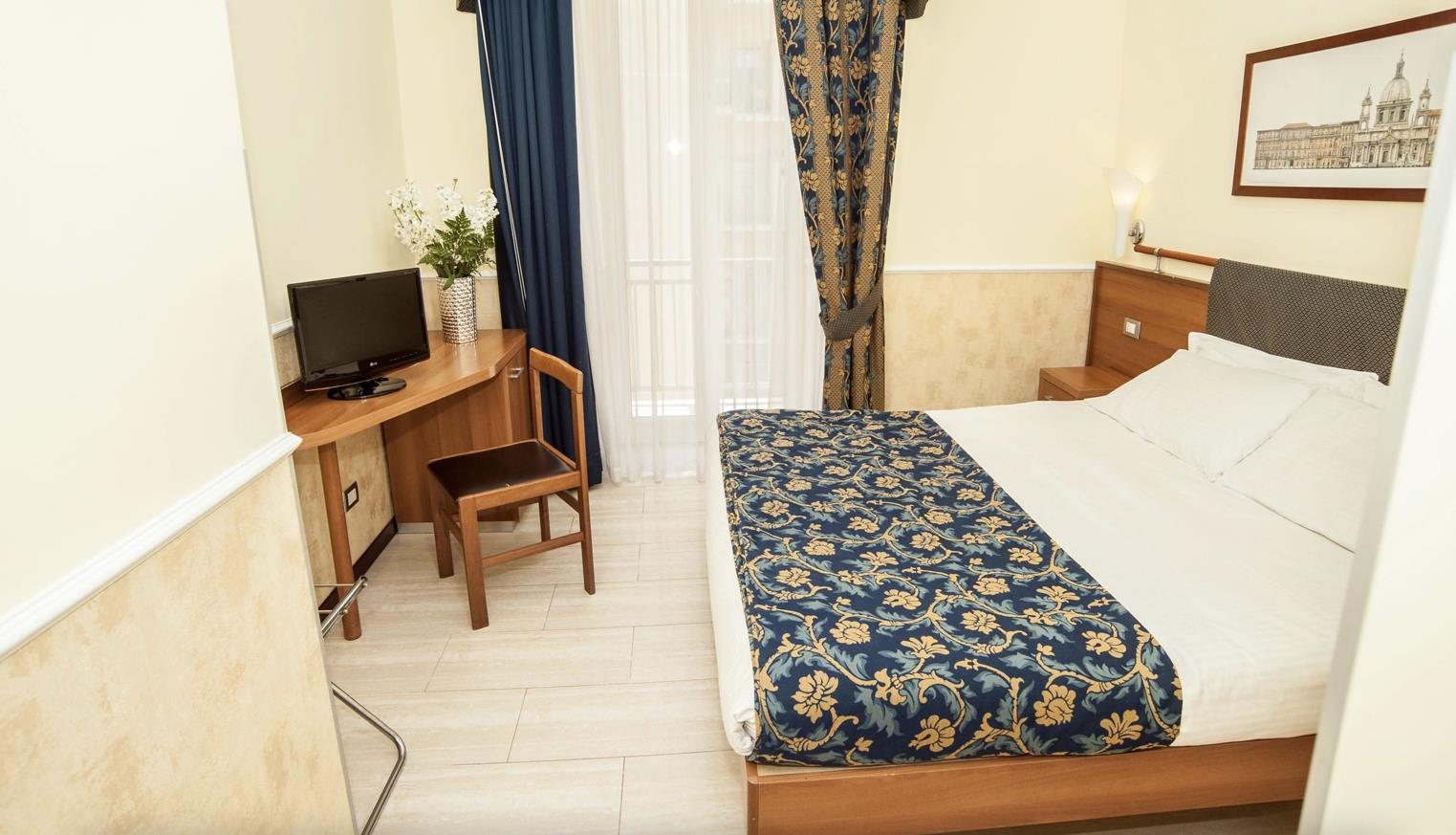 Windrose Hotel
