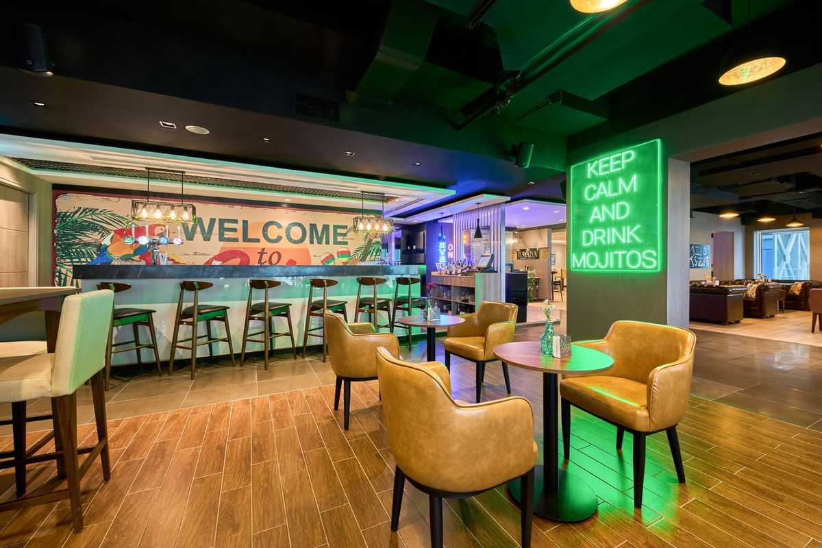 Carlton Downtown Hotel