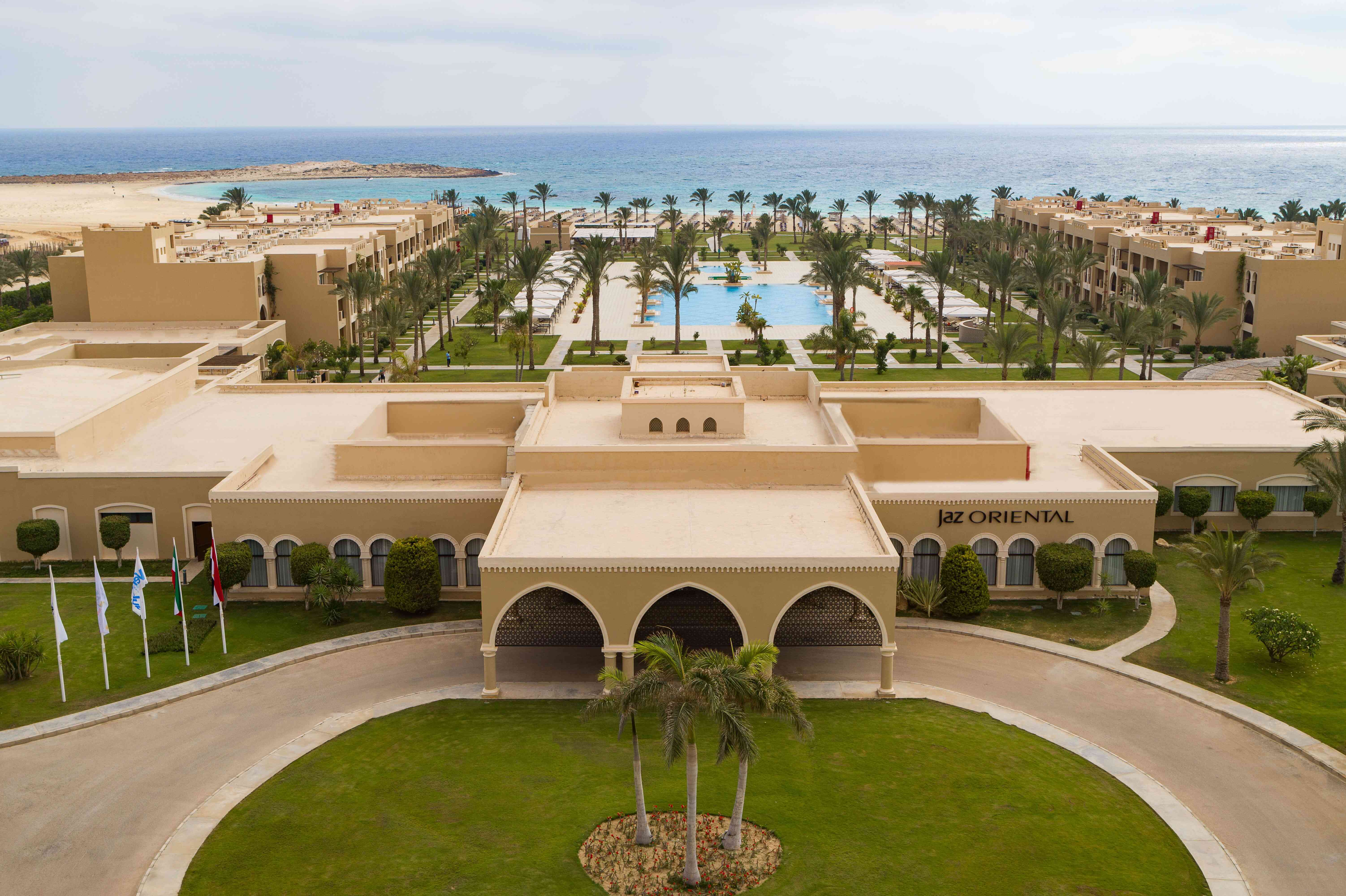 Jaz Oriental, Almaza Bay