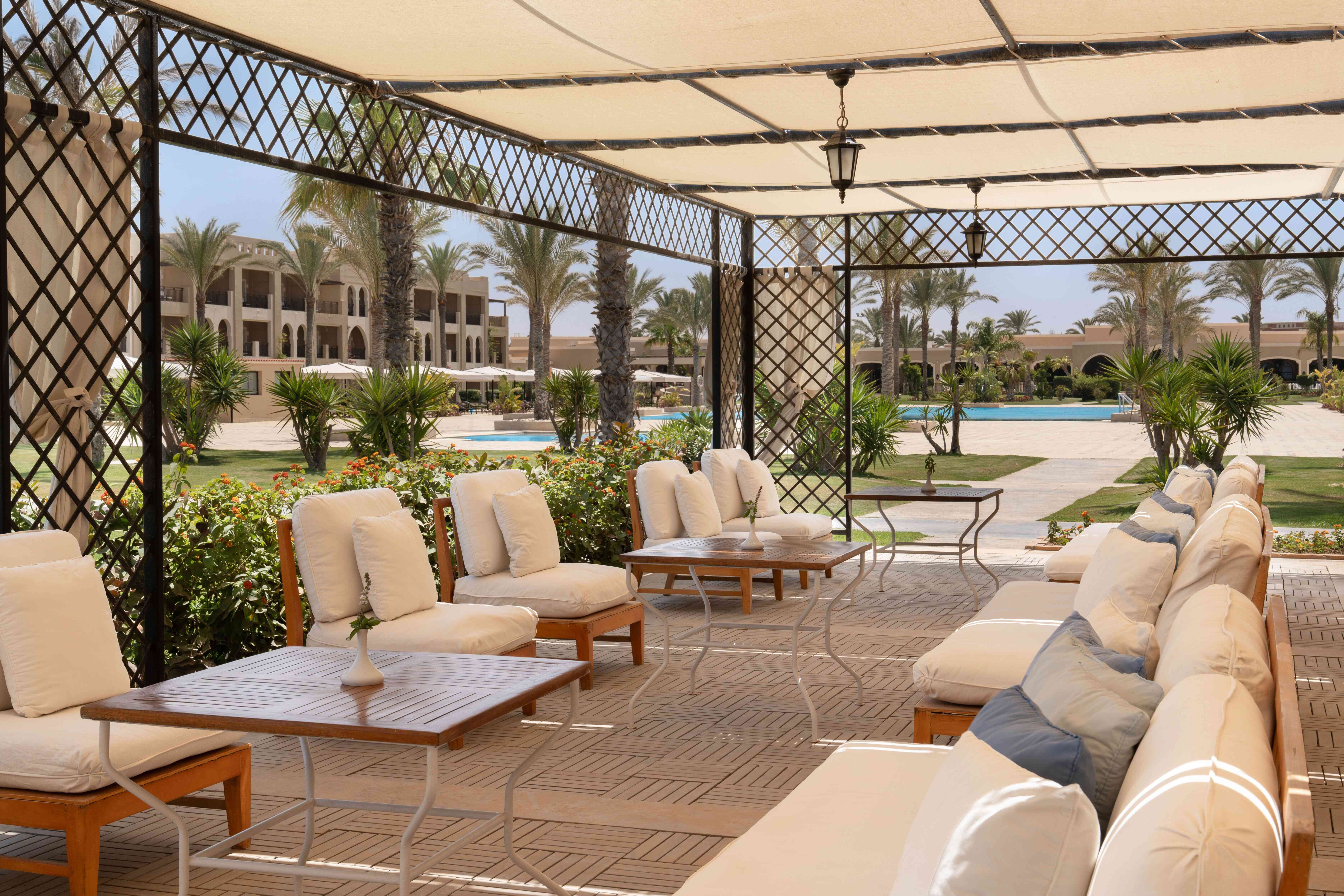 Jaz Oriental, Almaza Bay