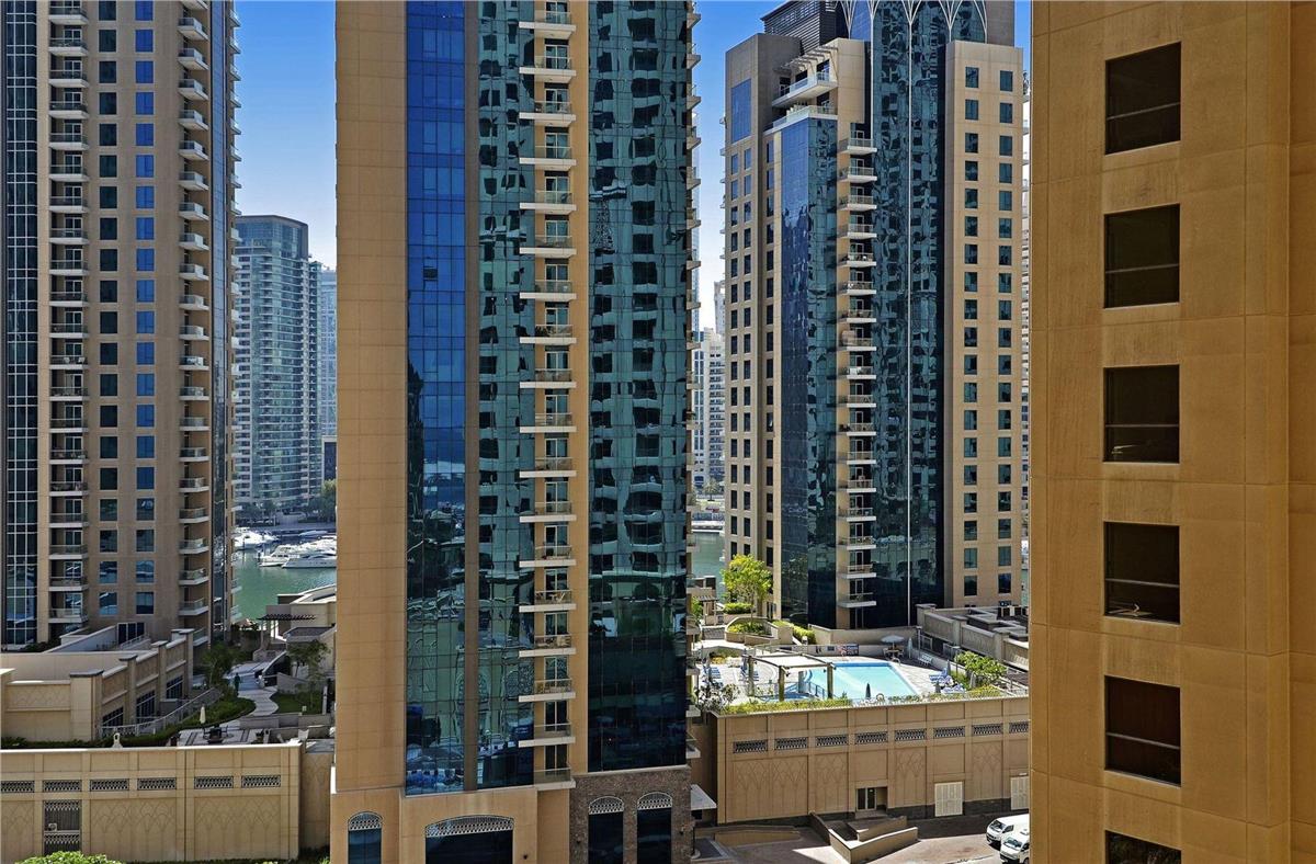 Roda Amwaj Suites