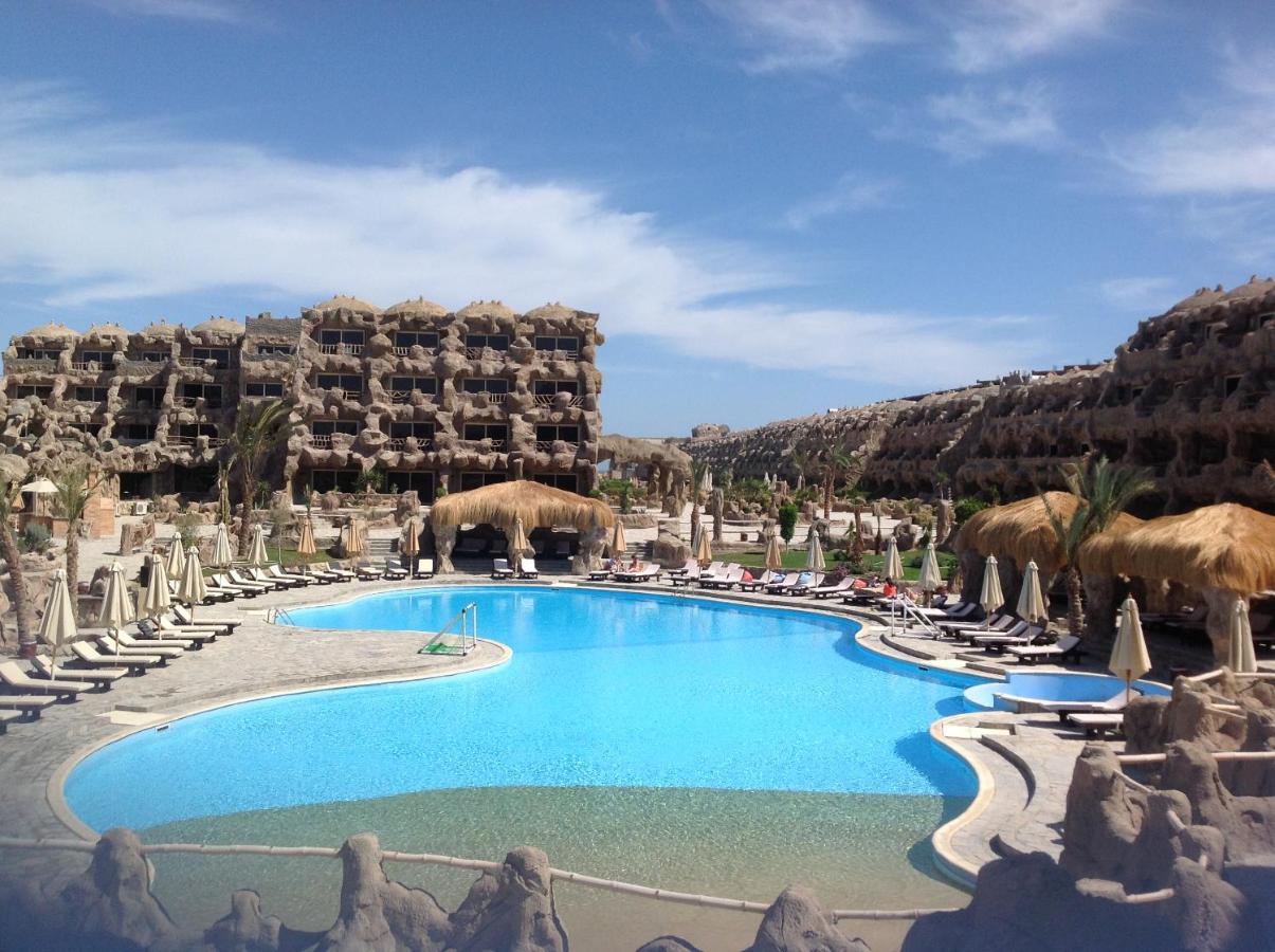 Caves Beach Resort (Adults Only+16)